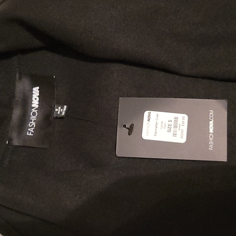 Fashion Nova. Manhattan Coat. Black. Small